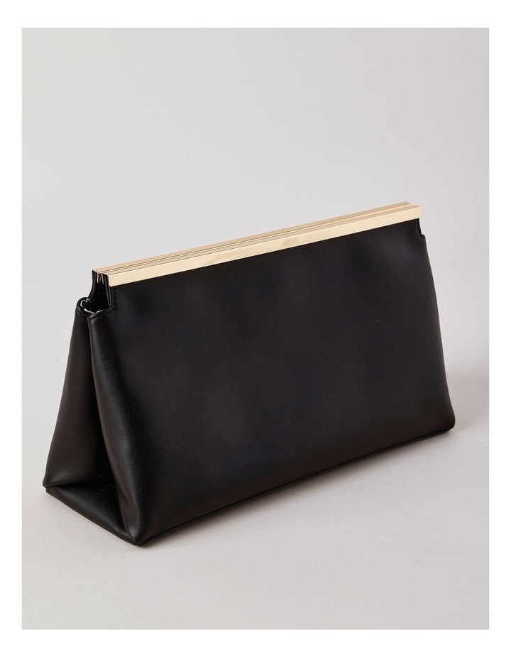 Carrie Clutch Bag in Black