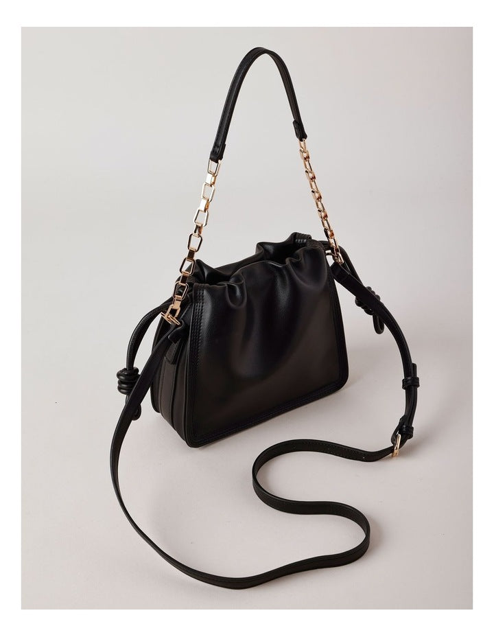 Savannah Shoulder Bag in Black