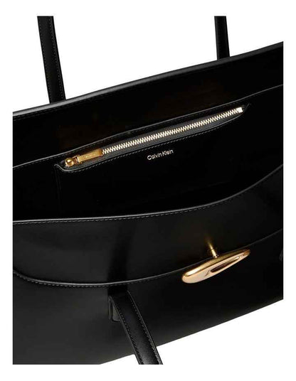 Ophelia Hardware Flap Tote Bag in Black/Tumbled Deep