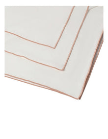 Dine Lucy Tablecloth 150x230cm in White