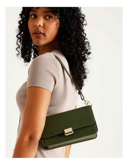 Lyon Shoulder Bag in Olive
