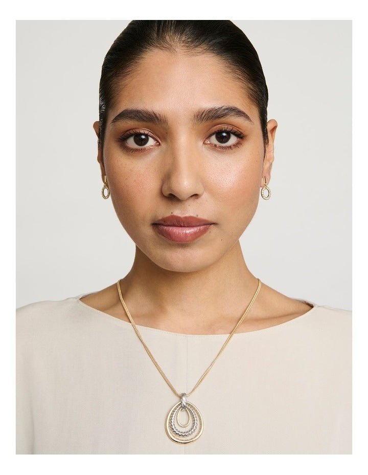 Twisted Teardrop Pendant Necklace in Multi