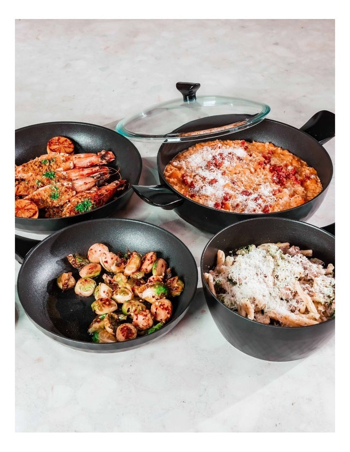 Per Silvia Nonstick Induction Cookware Set 4 Piece in Black