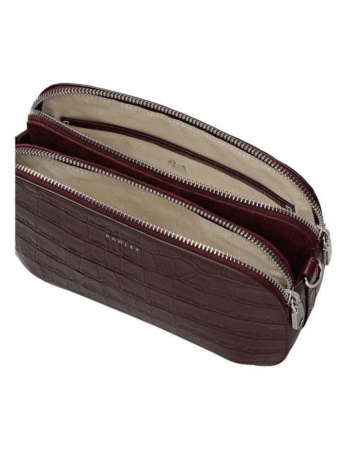 Dukes Place Faux Croc Medium Crossbody Bag in Dark Cherry