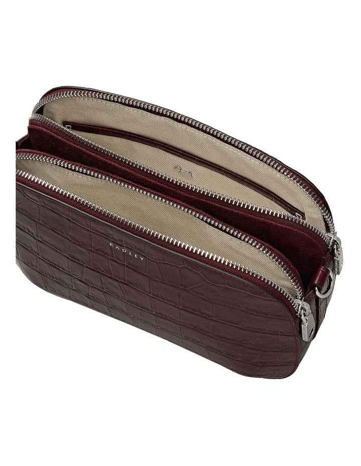 Dukes Place Faux Croc Medium Crossbody Bag in Dark Cherry