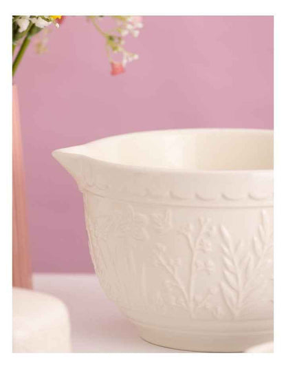 The Meadow Batter Bowl 1.9L/25 x 19 x 13cm in Cream