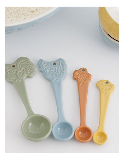 Home To Roost Measuring Spoons Set of 4 in Multi