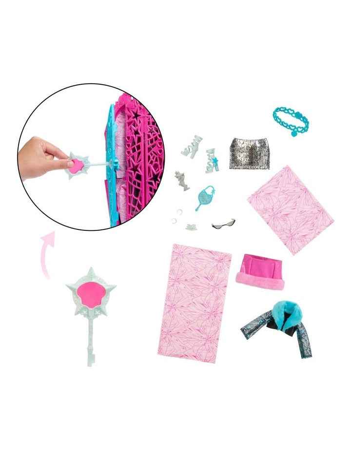 Skulltimate Secrets Hauntlywood Mysteries Catty Noir Doll and Accesories