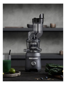 Pure Squeeze Slow Juicer CJX366 in Grey