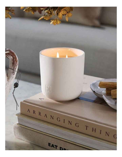 Amber & Sandalwood Soy Candle 300g