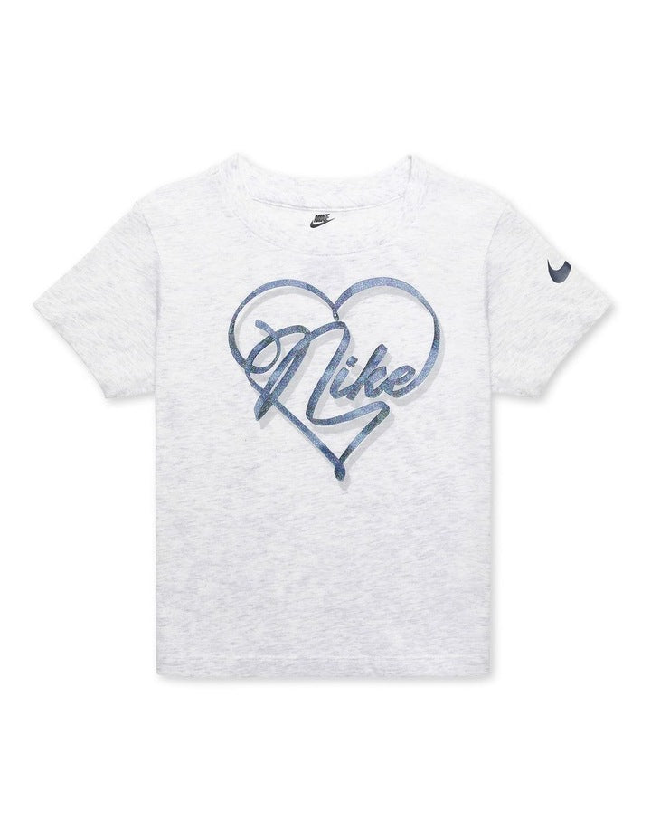 Swoosh On Pointe Graphic Tee in Grey
