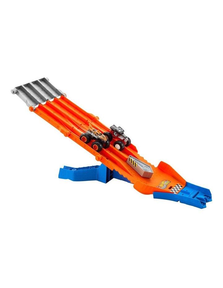 Monster Trucks Sharks vs. Dinos Racedown Destruction Track Set