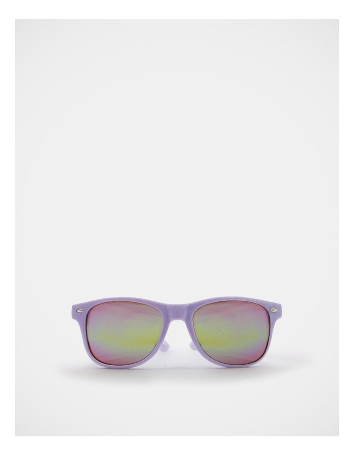 Core Sunglasses in Lilac