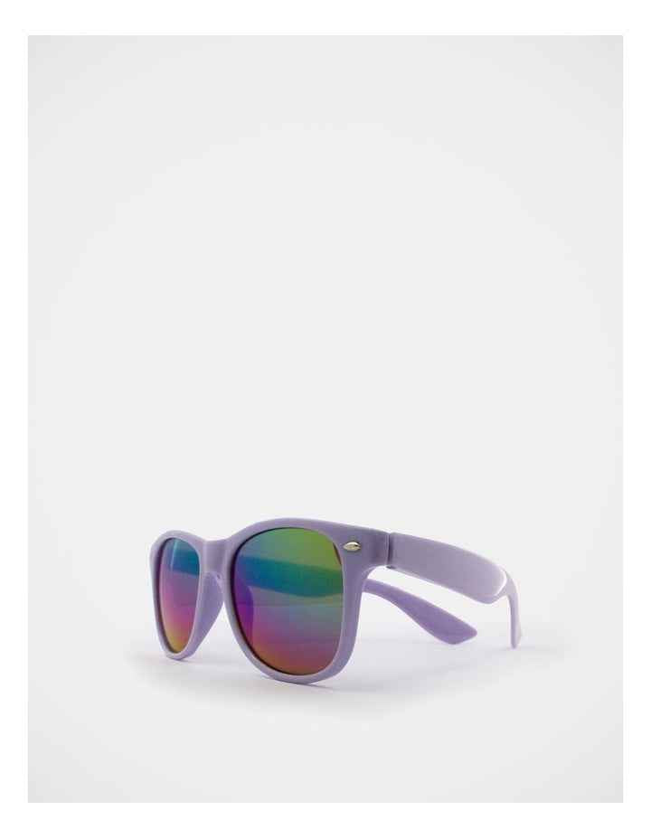 Core Sunglasses in Lilac