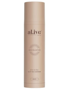 First In Line Silky Foaming Cleasner 100ml