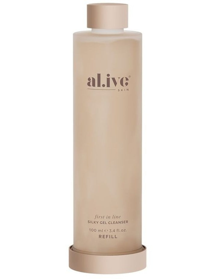 First In Line Silky Foaming Refill Cleasner 100ml