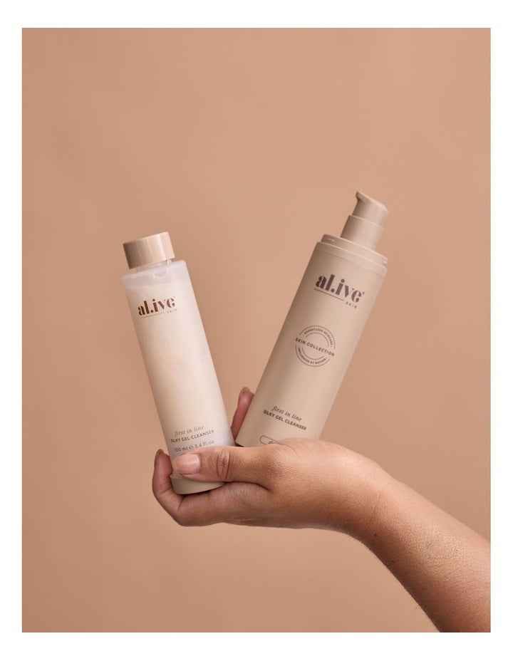 First In Line Silky Foaming Refill Cleasner 100ml