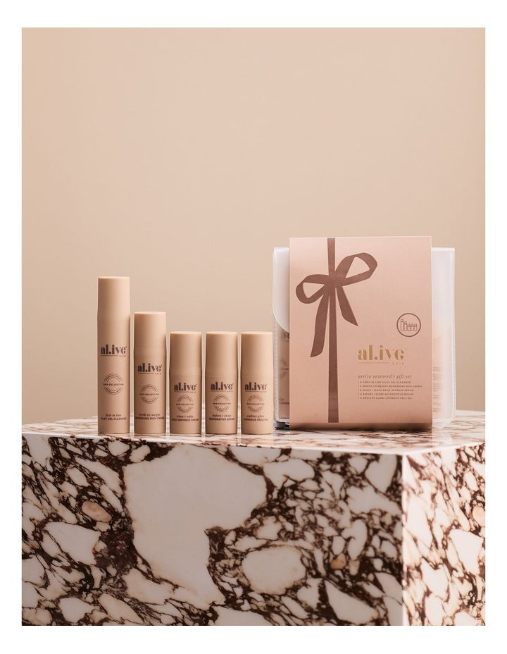 Skin Arrive Restored Gift Set