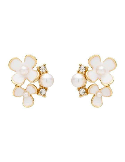 Daisy Pearl Cluster Stud Earrings in Gold