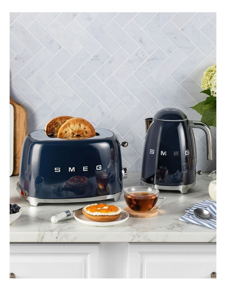 Style TSF01NBAU 50's 2 Slice Toaster in Navy Blue
