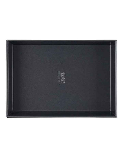 Ultimate Non-Stick Rectangular Cake Pan 33x23cm in Black