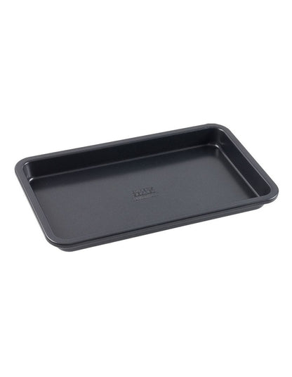 Ultimate Non-Stick Brownie Pan 32x18cm in Black