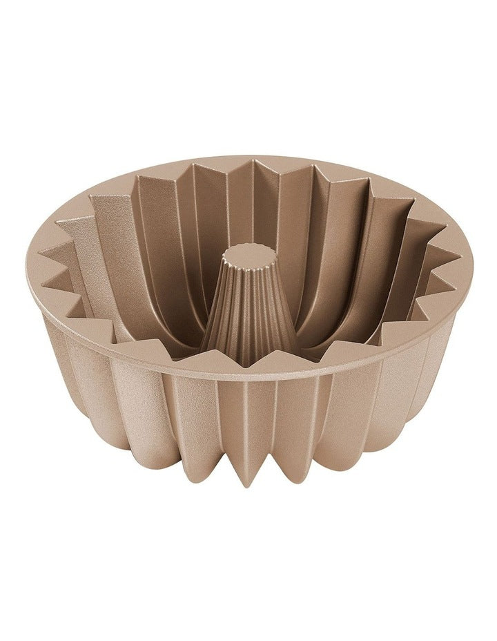 French Wreath Fluted Pan 22.5x10cm in Champagne