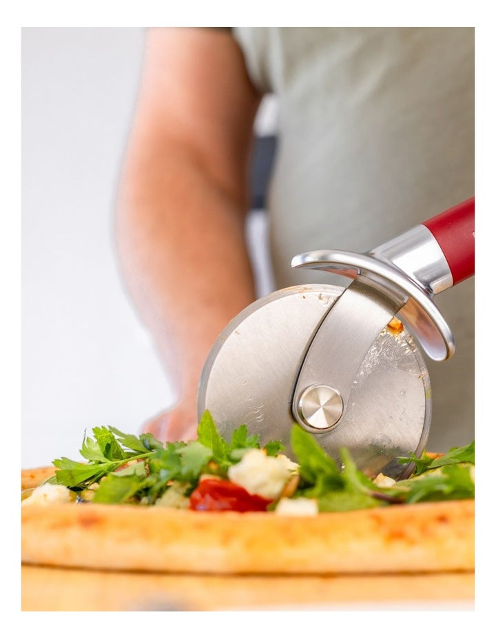 Pizza Wheel in Empire Red