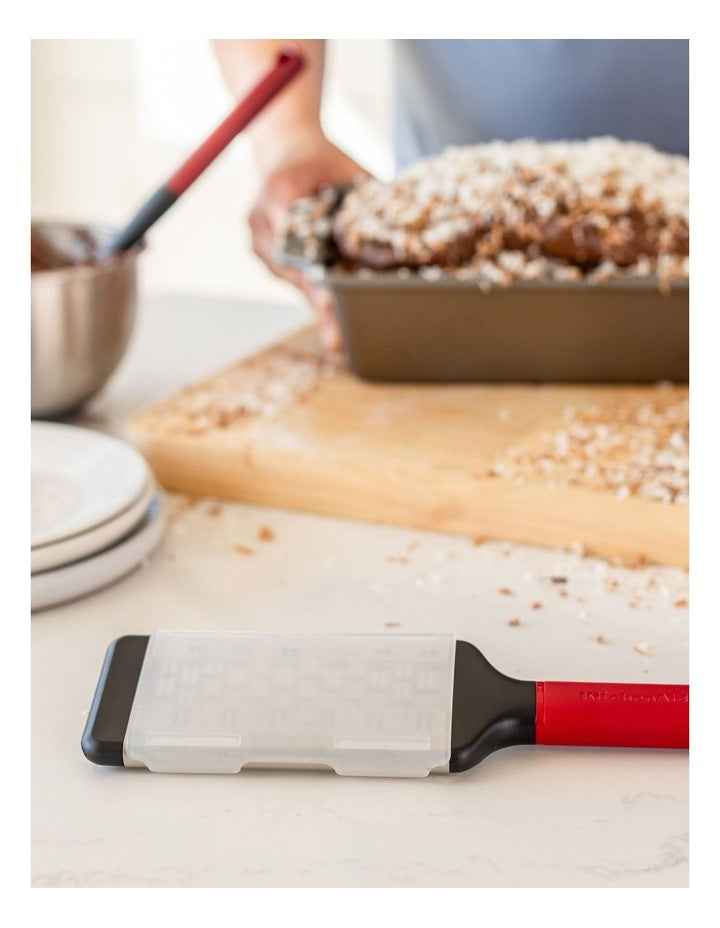 Medium Etched Grater in Empire Red