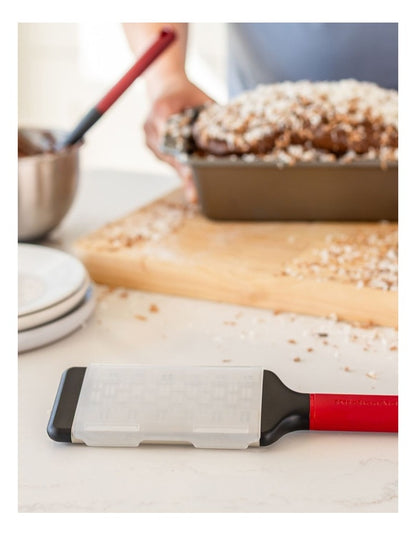 Medium Etched Grater in Empire Red