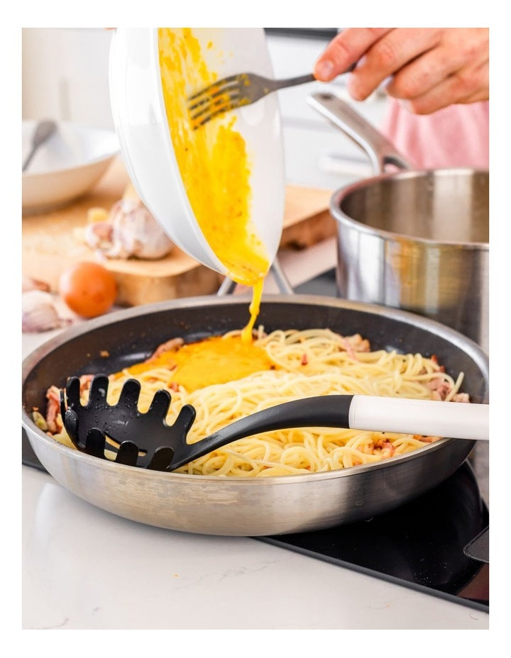 Pasta Spoon in Porcelain