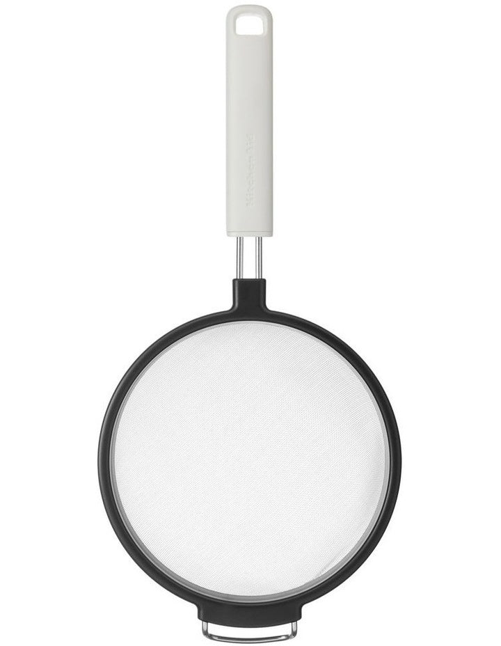 Stainless Steel Mesh Sieve in Porcelain