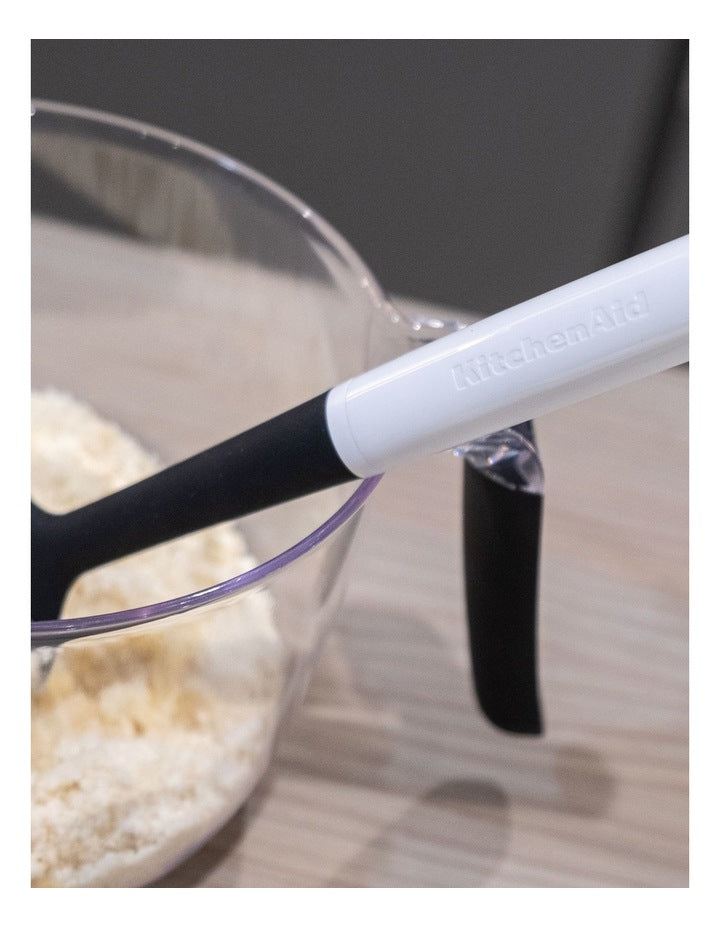 Mixing And Measuring Bowl With Handle in Clear