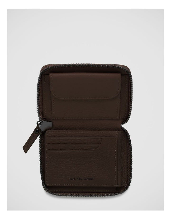 Wayward  Wallet in Cocoa