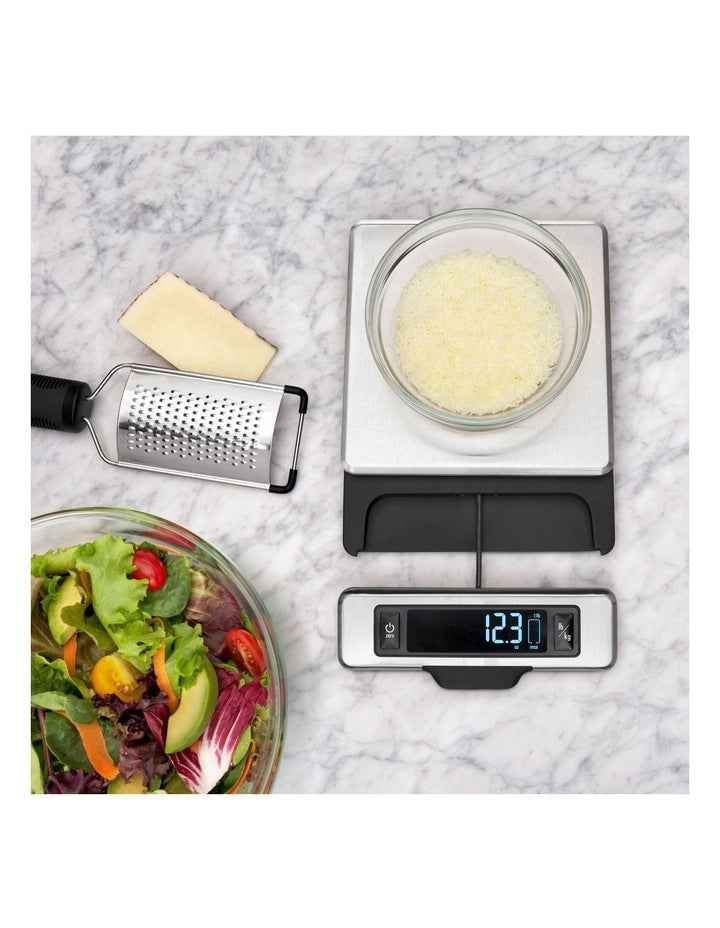 Food Scale With Pull-Out Display in White