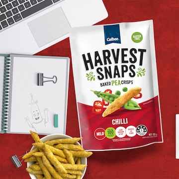 Harvest Snaps Baked Pea Crisps Chilli 120g