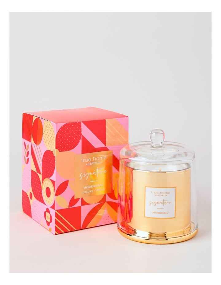 Signature Candle in Gingerbread