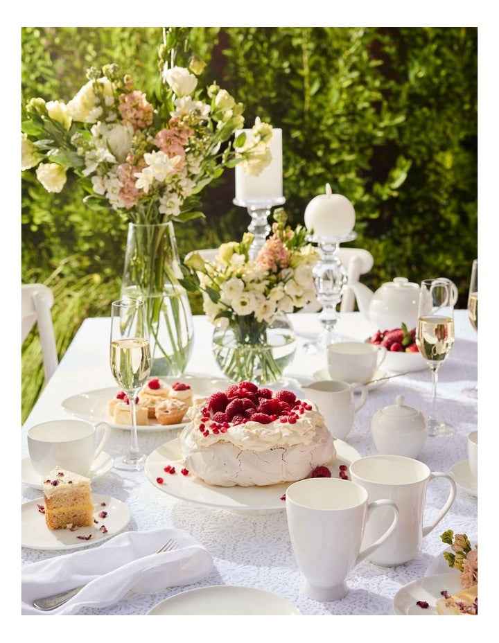 Cashmere Footed Cake Stand 28.5x5.5cm in White