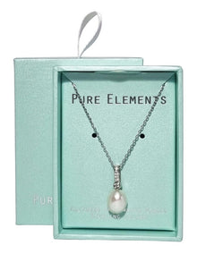 Brilliant Baroque Pearl Pendant Necklace in White
