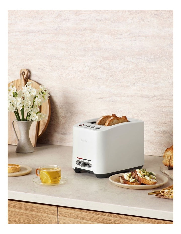 The Smart Toast BTA825SST4IAN1 2 Slice