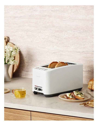 The Smart Toast BTA830SST4IAN1 Long Slot 4 Slice