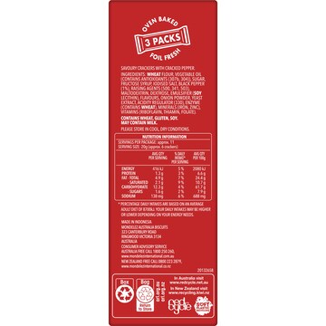 Ritz Black Pepper Crackers 227g