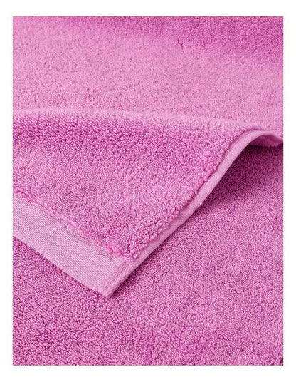 Super Soft Towel Range in Magenta