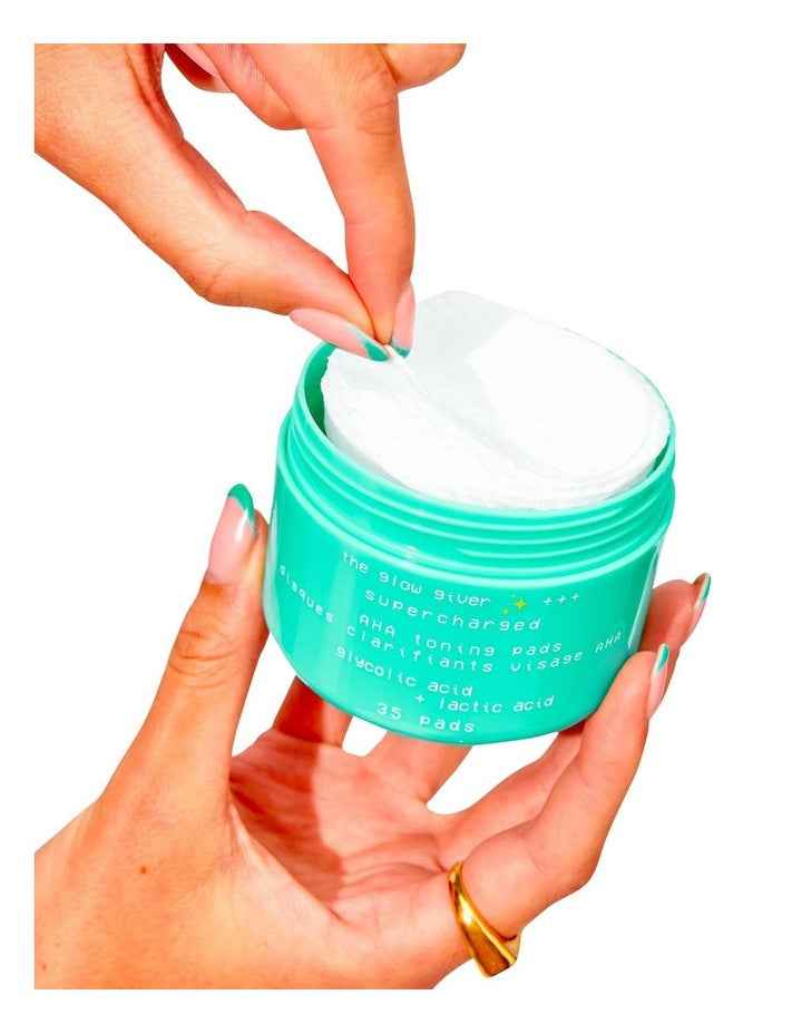 Glow Giver Supercharged AHA Toner Pads