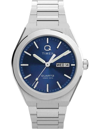 Q Continental Day And Date Stainless Steel Bracelet Watch 39mm in Silver