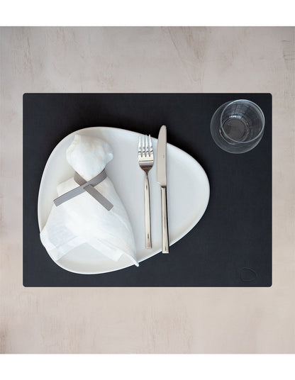 TABLE MAT SQUARE LARGE NUPO BLACK