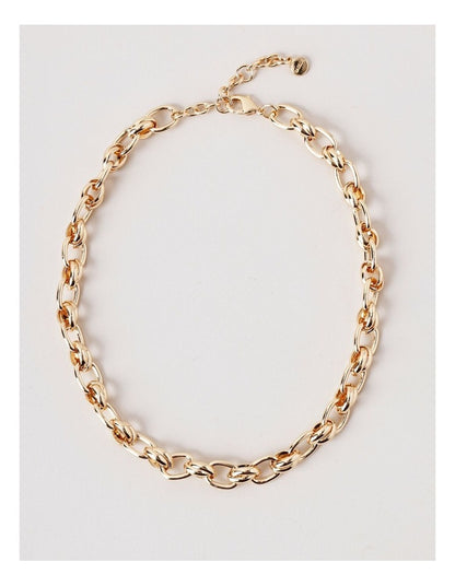 Circle Feature Necklace in Gold