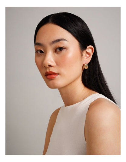 Interlocked Rings Earrings in Gold