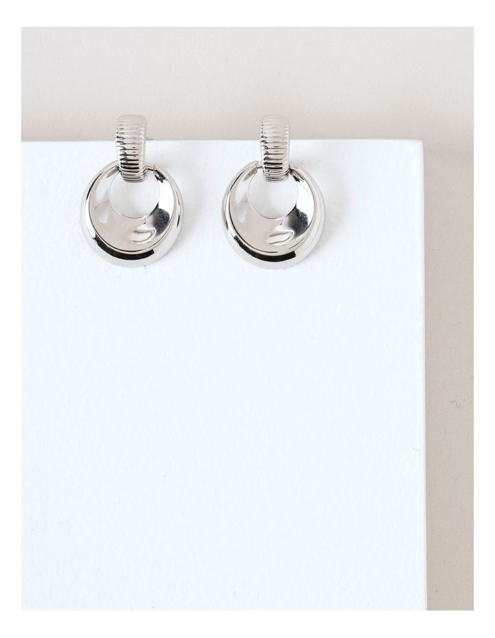 Textured Doorknocker Earrings in Silver