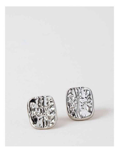 Curved Studs in Silver